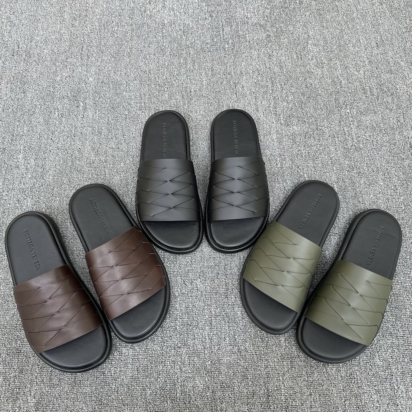 보테가베네타 슬리퍼(남성)