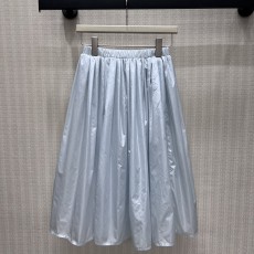 프라다 치마