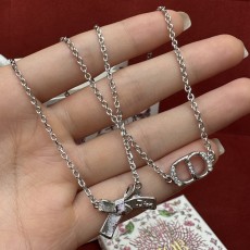 디올 목걸이