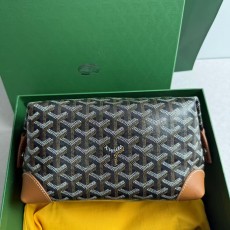 곽O근